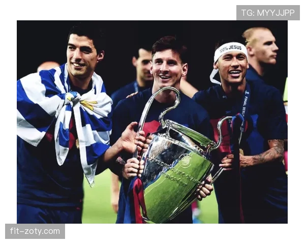 内马尔与梅西、C罗交锋记录解析：三人竞争格局的形成机制